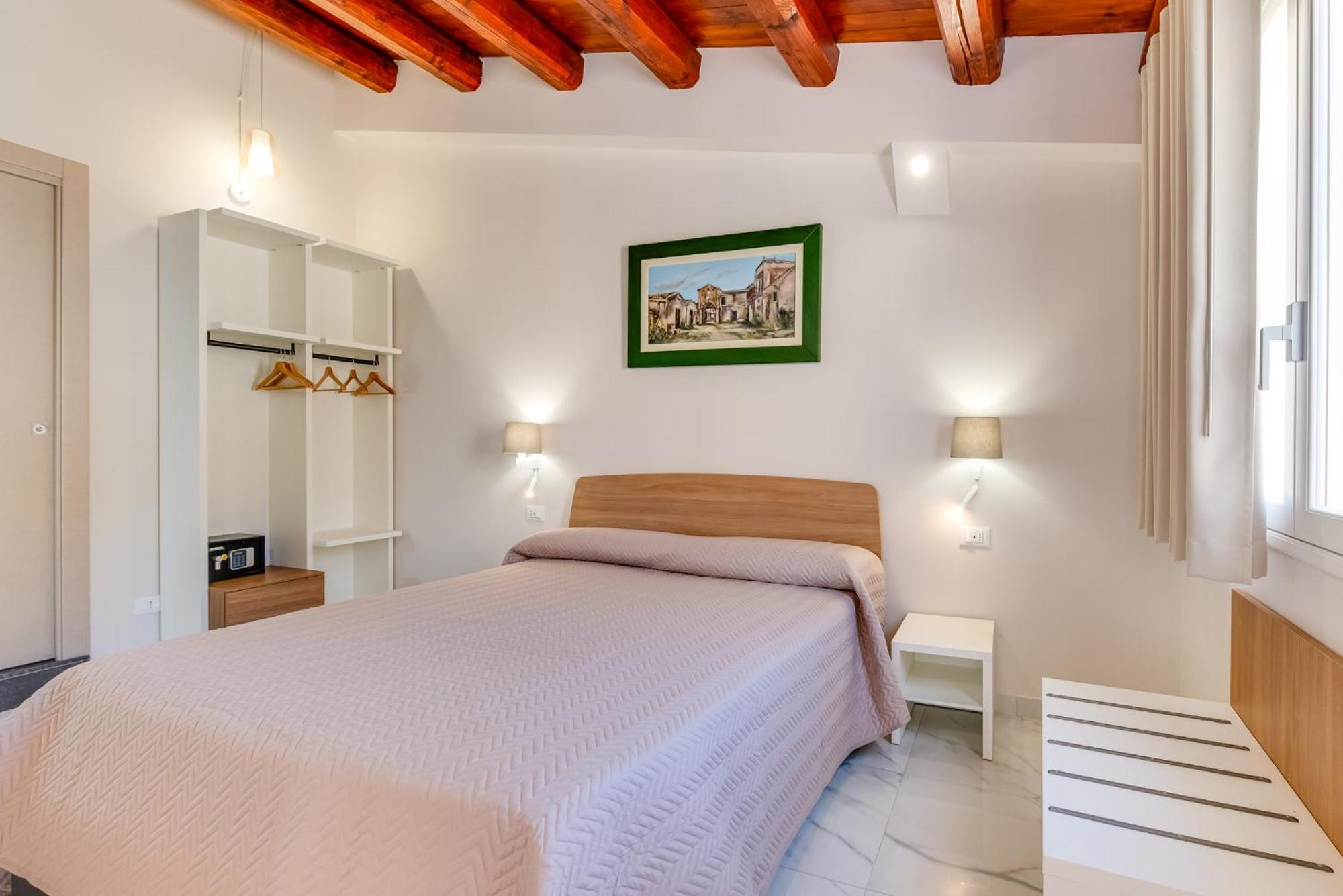 שאקה Hotel Aliai מראה חיצוני תמונה