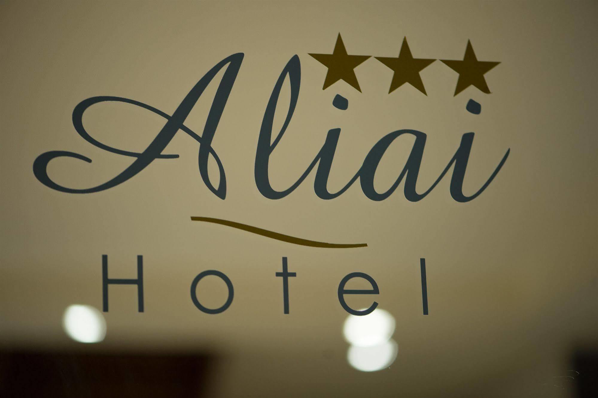 שאקה Hotel Aliai מראה חיצוני תמונה